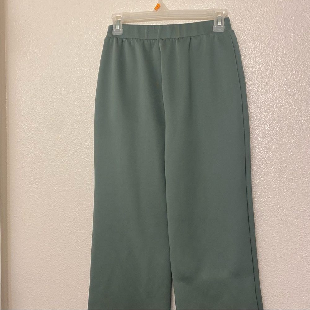 Fabletics Plush Interlock Wide Leg Pant stretch knit sage green casual trouser S - Picture 5 of 11
